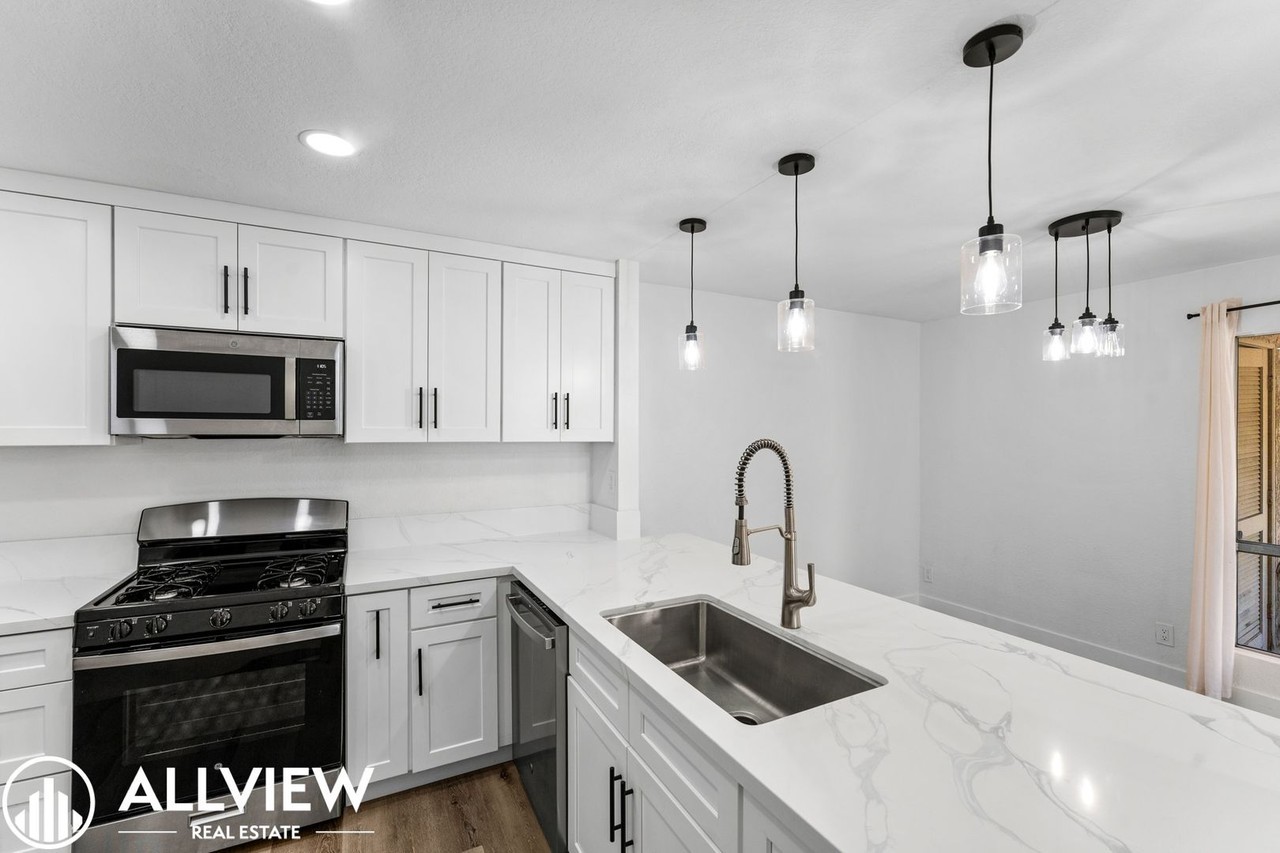 25652 Rimgate Dr #5D - Photo 5 of 22