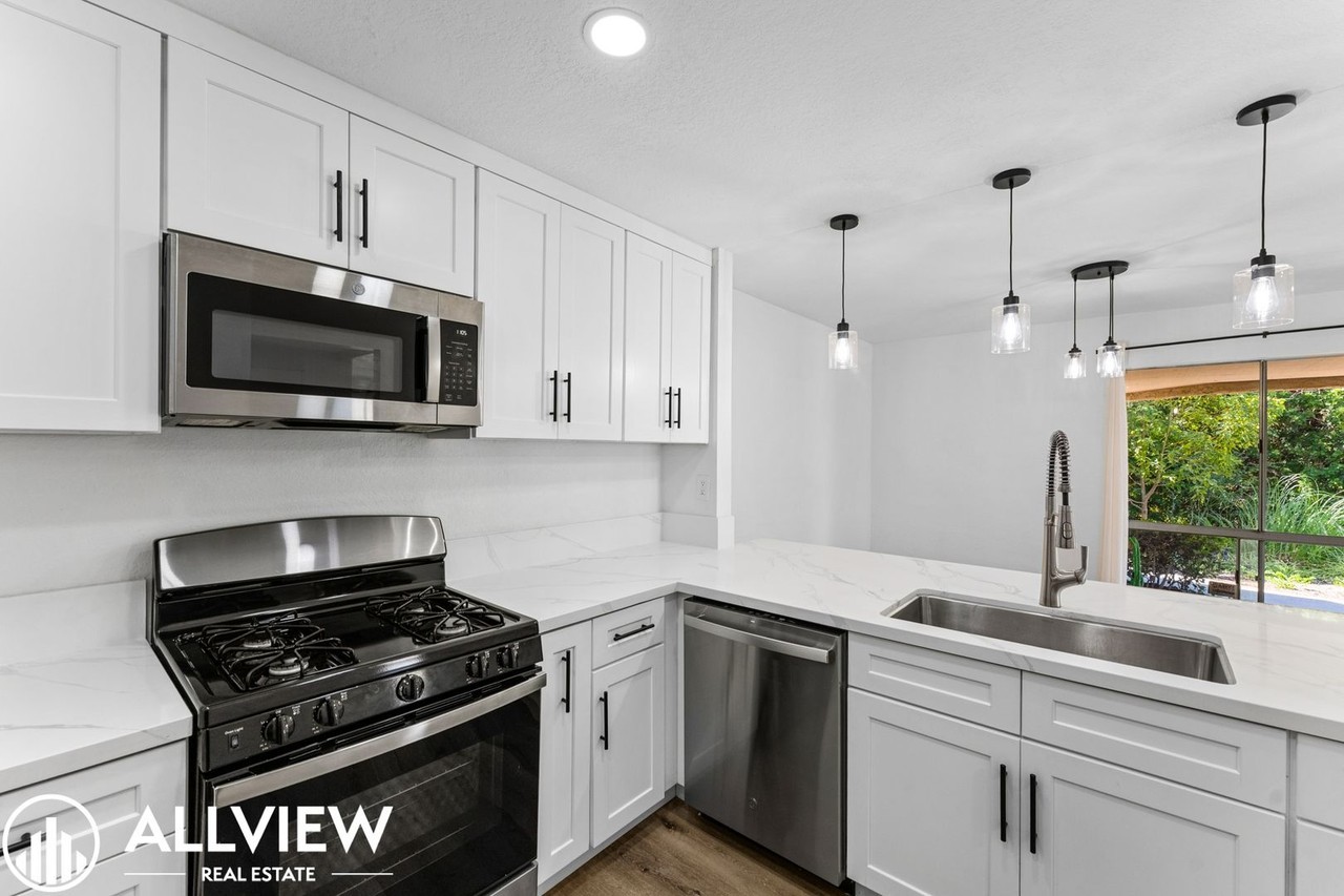 25652 Rimgate Dr #5D - Photo 6 of 22