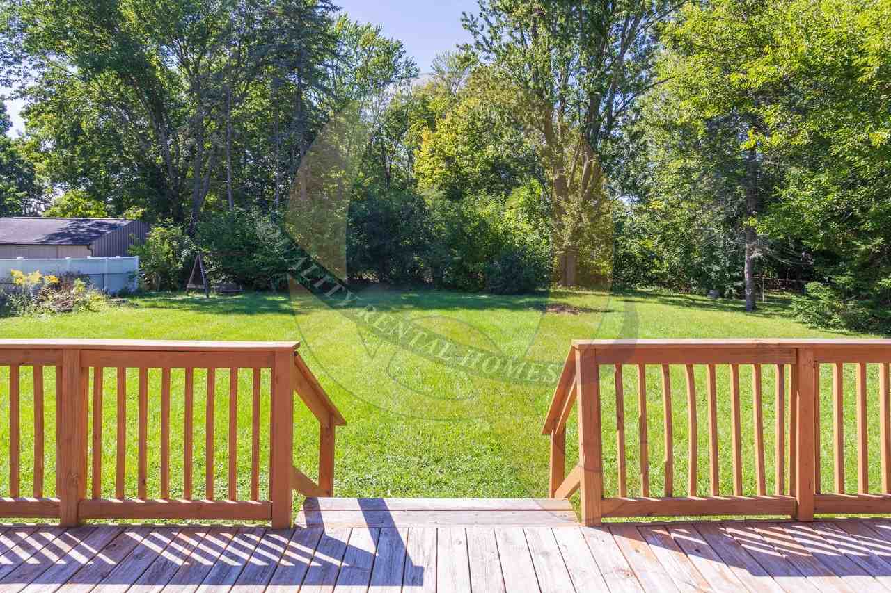 4227 Swallow Dr - Photo 4 of 30