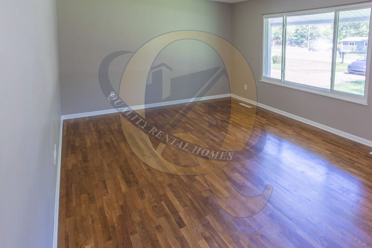 4227 Swallow Dr - Photo 5 of 30