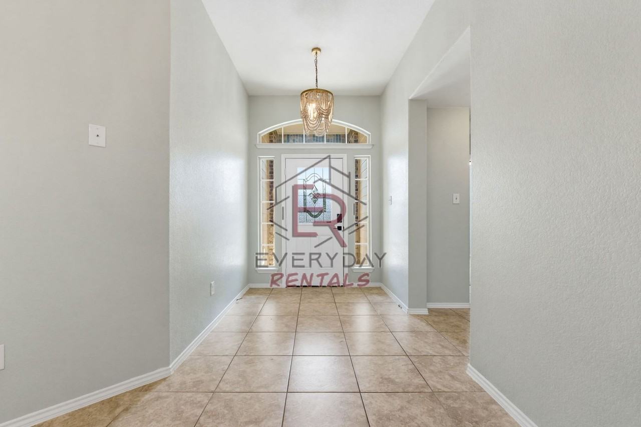 5582 Perdita Dr - Photo 2 of 15