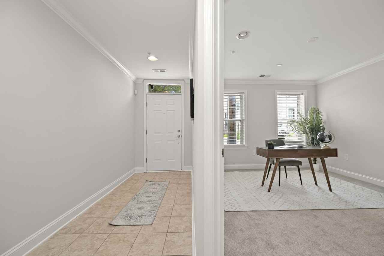 25 Birckhead St - Photo 2 of 50