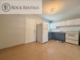 featured image of 1506 E 9th Ave