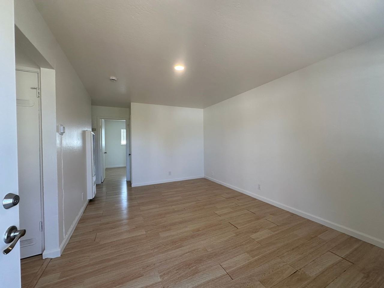 3715 Norwood Ave - Photo 2 of 9
