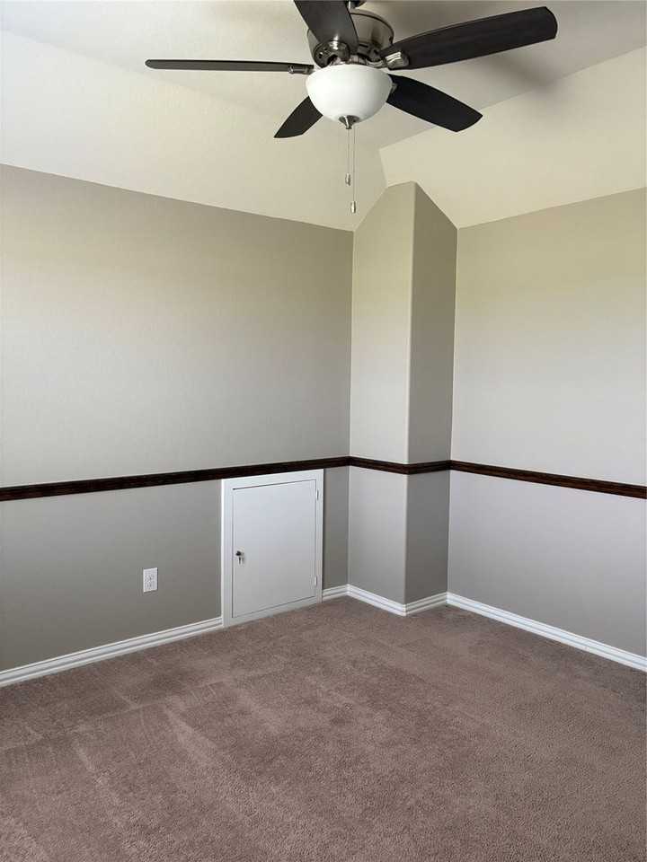 6734 Barrington Creek Trce - Photo 2 of 30