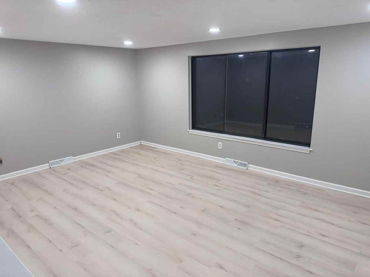 36 Miller Ave - Photo 3 of 16
