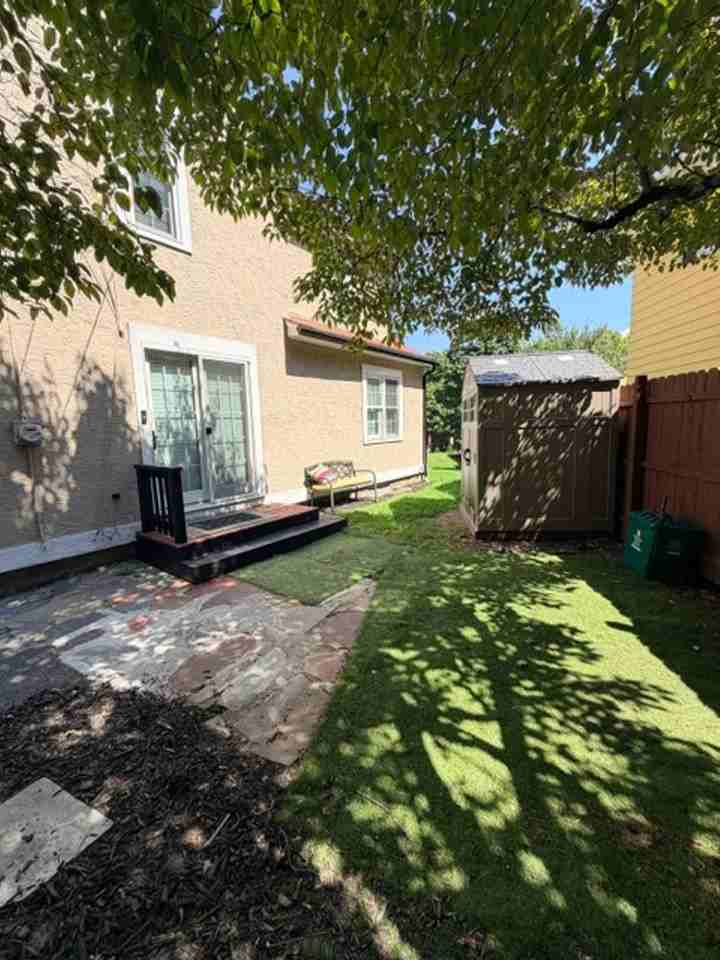 860 Pleasant St - Photo 6 of 22
