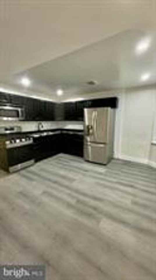 2007 N Front St - Photo 4 of 16