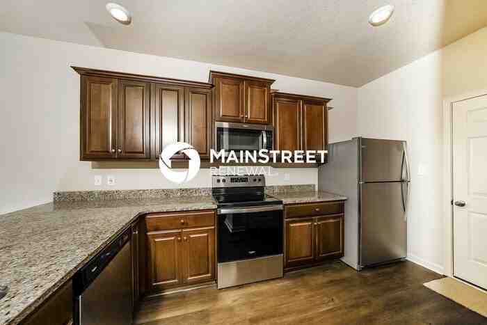 630 Clover Cir - Photo 6 of 17