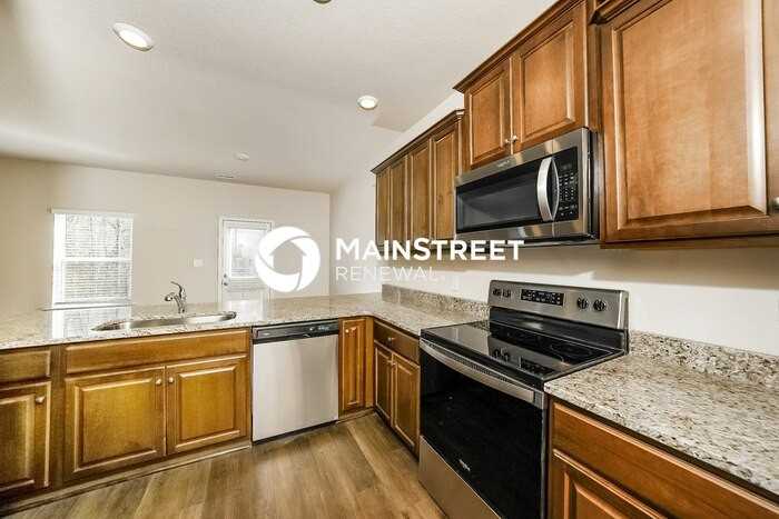 630 Clover Cir - Photo 7 of 17