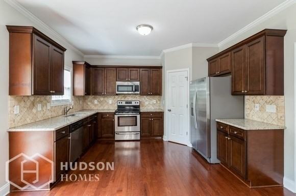 6288 Gothards Ln - Photo 5 of 19