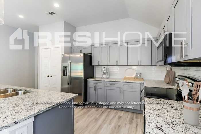 287 Finley St - Photo 2 of 19