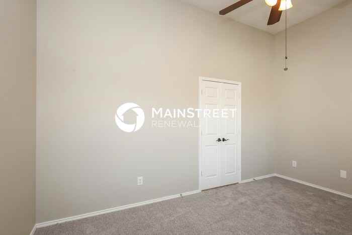 339 Overlook Ln - Photo 7 of 17