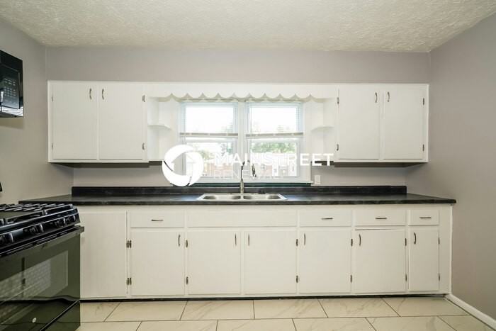 806 French St - Photo 6 of 16