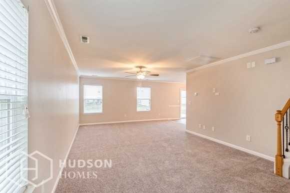 2925 Westbury Ct - Photo 3 of 18