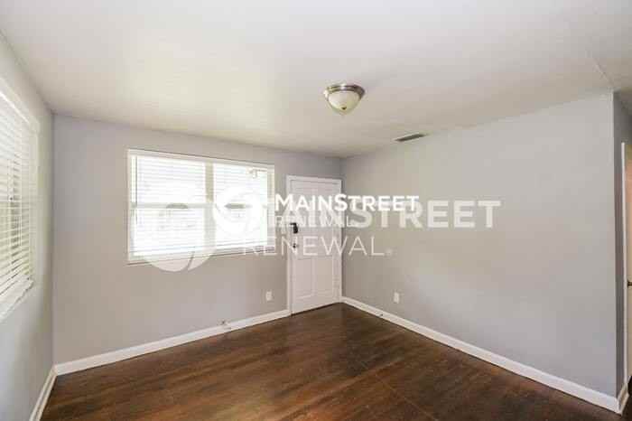 5377 Poppy Dr - Photo 3 of 16