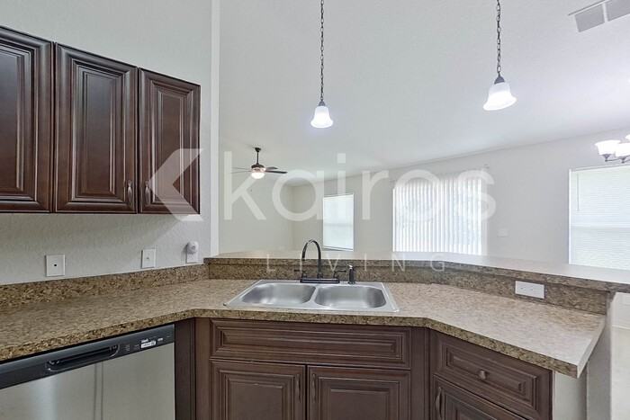 3432 Sw 165th Loop - Photo 5 of 29