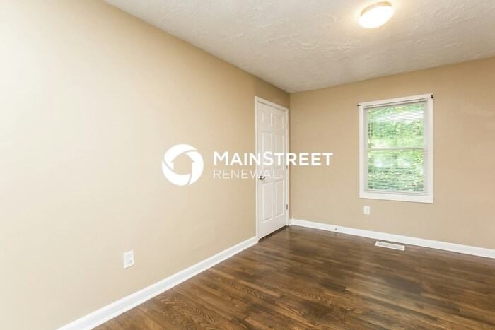 3518 Bolfair Dr Nw - Photo 4 of 15