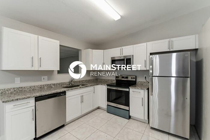 625 Sw 29th Ter - Photo 6 of 17