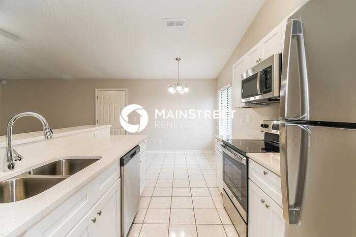 7848 Hunters Lake Cir S - Photo 7 of 16
