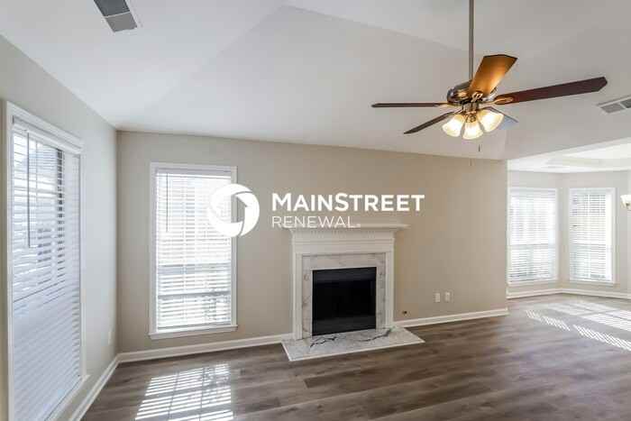 536 Walker Rd - Photo 3 of 16