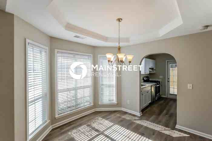 536 Walker Rd - Photo 5 of 16