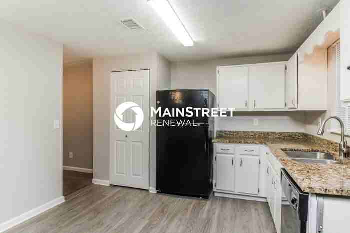 5302 Kinsdale Ln - Photo 7 of 16