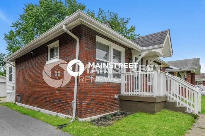 2511 Bolling Ave - Photo 3 of 17