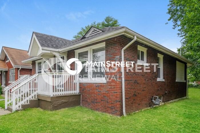 2511 Bolling Ave - Photo 4 of 17