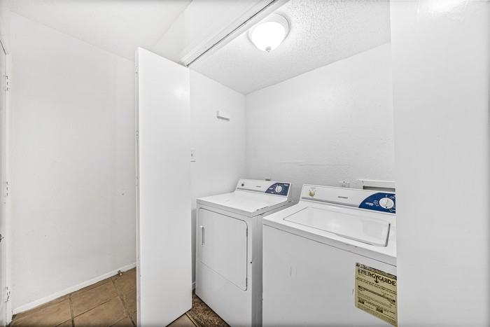 1601 Taylor Gaines St #A - Photo 4 of 16
