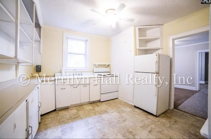 519 Lafayette Ave #B - Photo 5 of 12