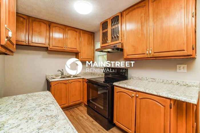 3179 Latonia Rd - Photo 7 of 18