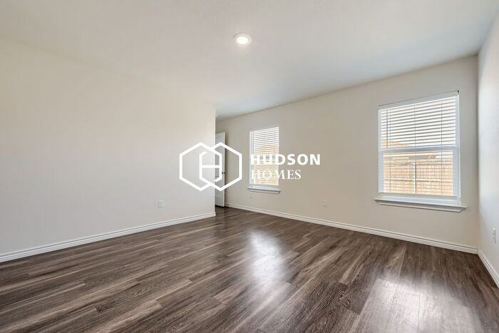 7802 Florence Dr - Photo 7 of 14