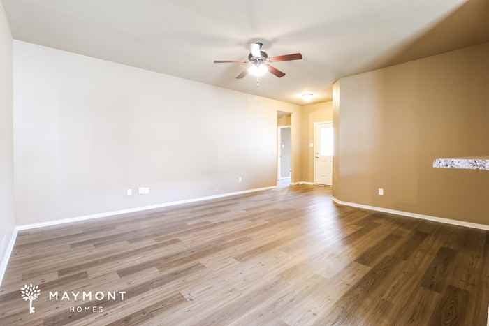 6413 Amalie Dr - Photo 6 of 12