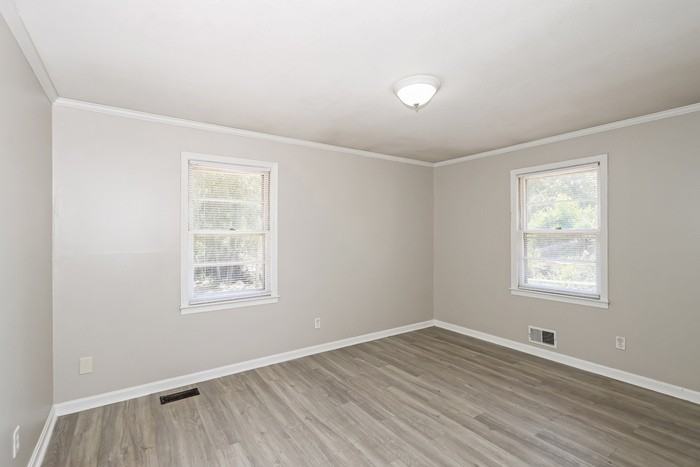 2532 Norton Blvd - Photo 7 of 12