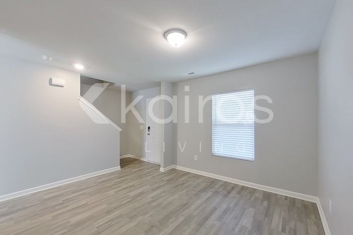 2650 Leo Ln - Photo 2 of 29