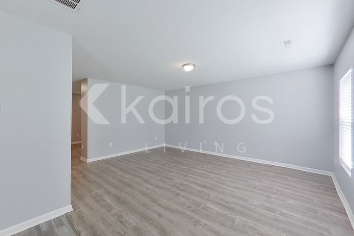 2650 Leo Ln - Photo 6 of 29