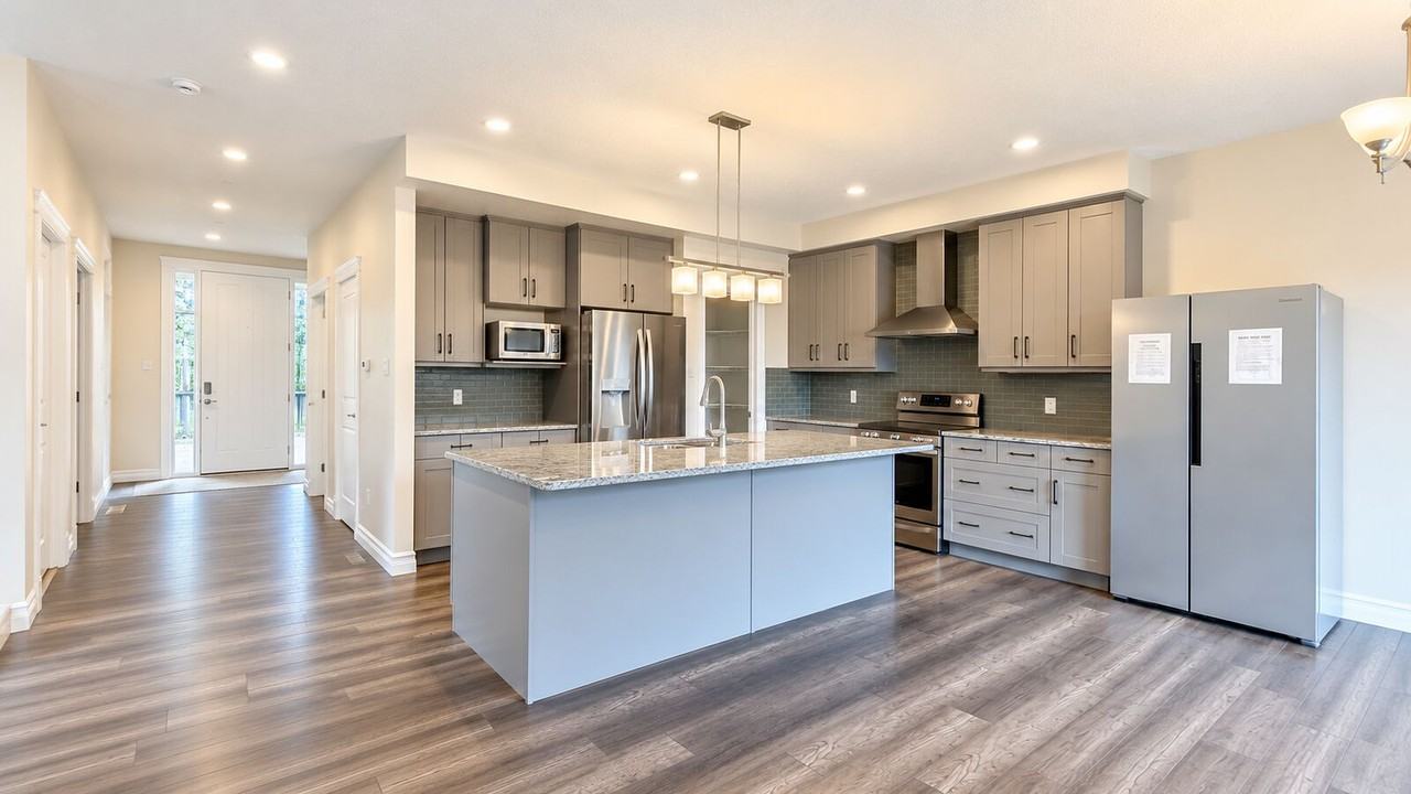 9626 75 Ave Nw - Photo 5 of 19