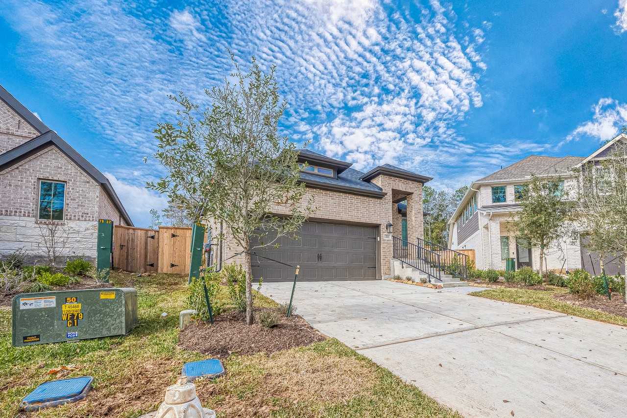 213 Mccrea Ct #NA - Photo 2 of 49