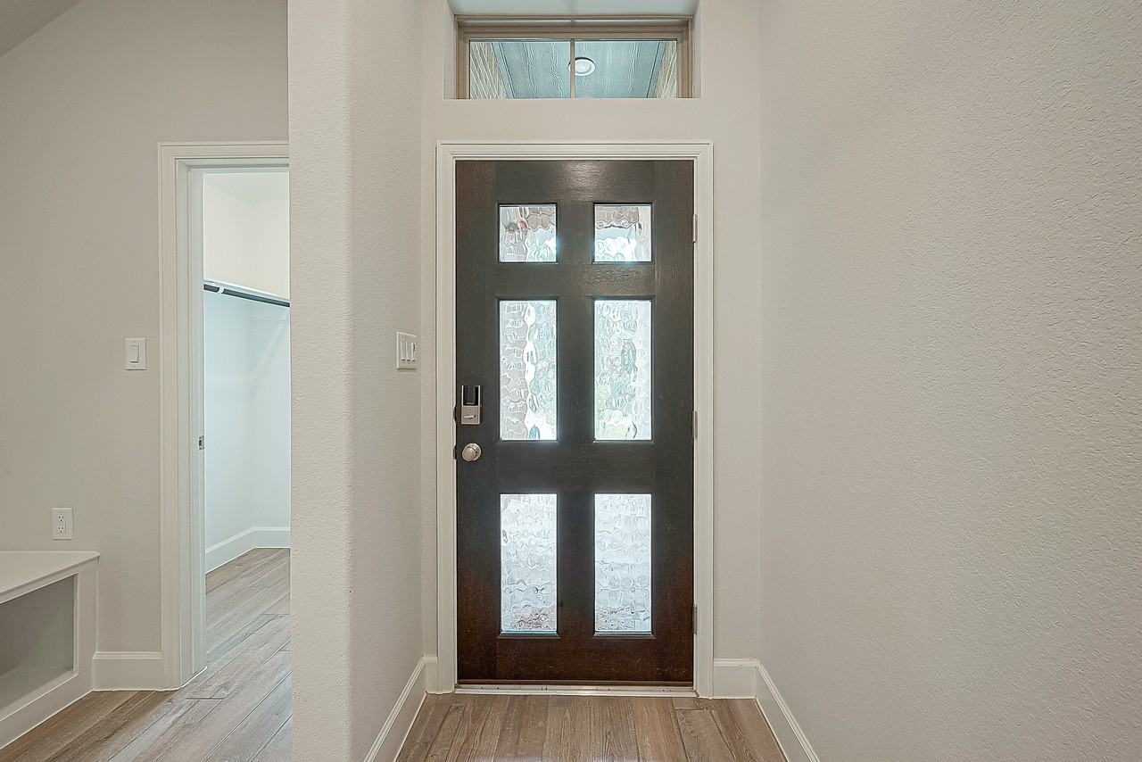 213 Mccrea Ct #NA - Photo 7 of 49