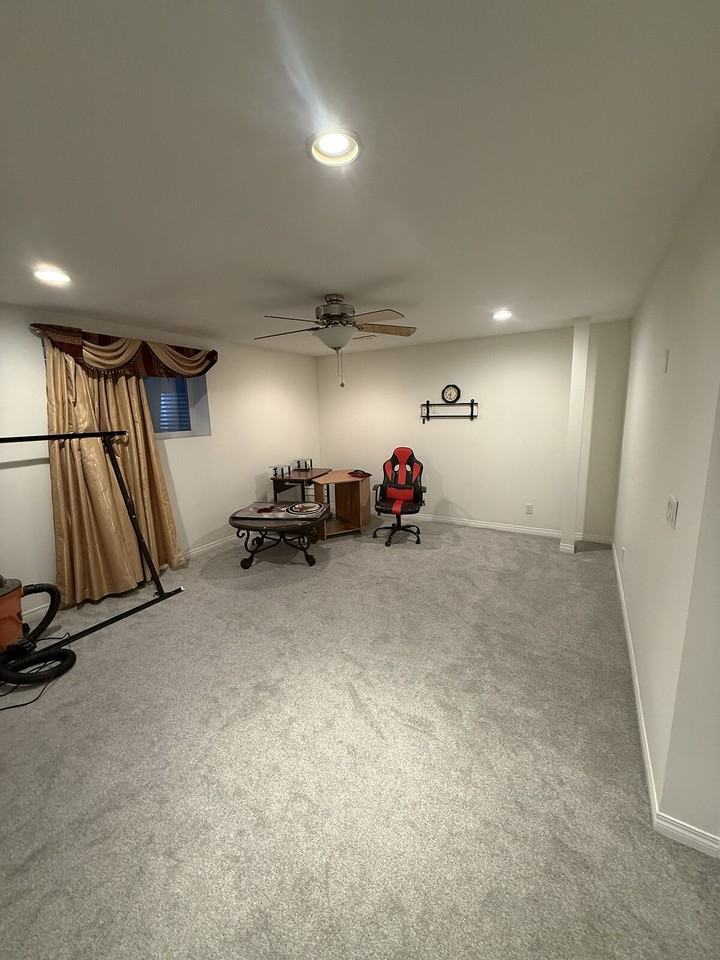 72 Saddleland Way Ne - Photo 3 of 10