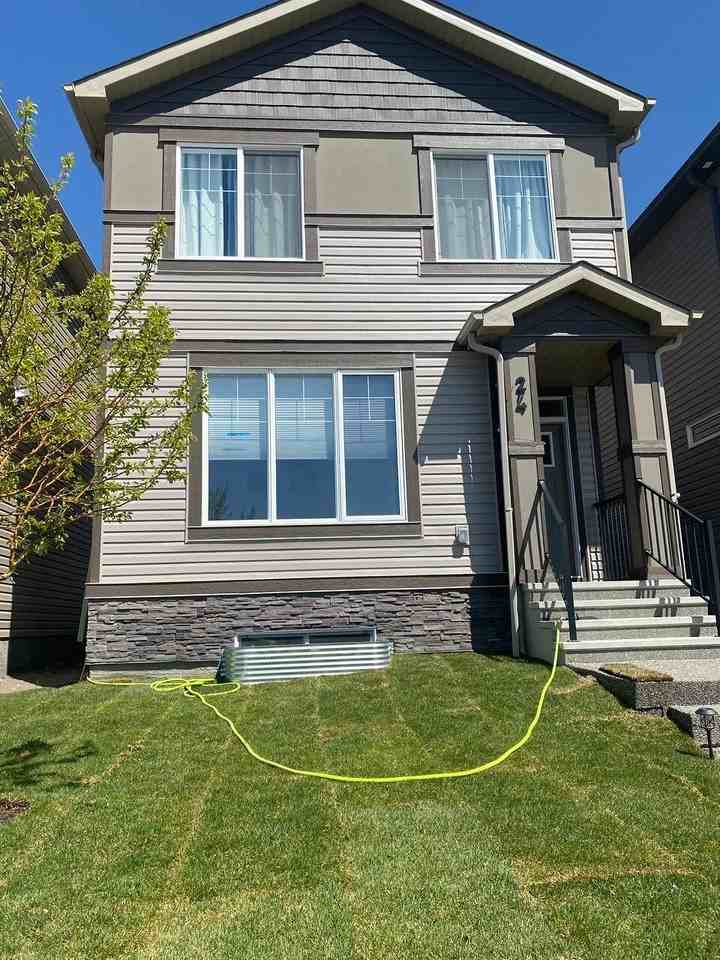 24 Cornerbrook View Ne - Photo 2 of 10