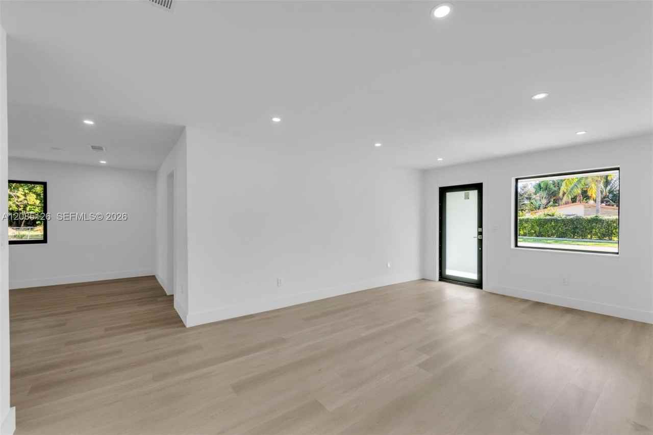 1597 Ne 143rd St #NA - Photo 3 of 25