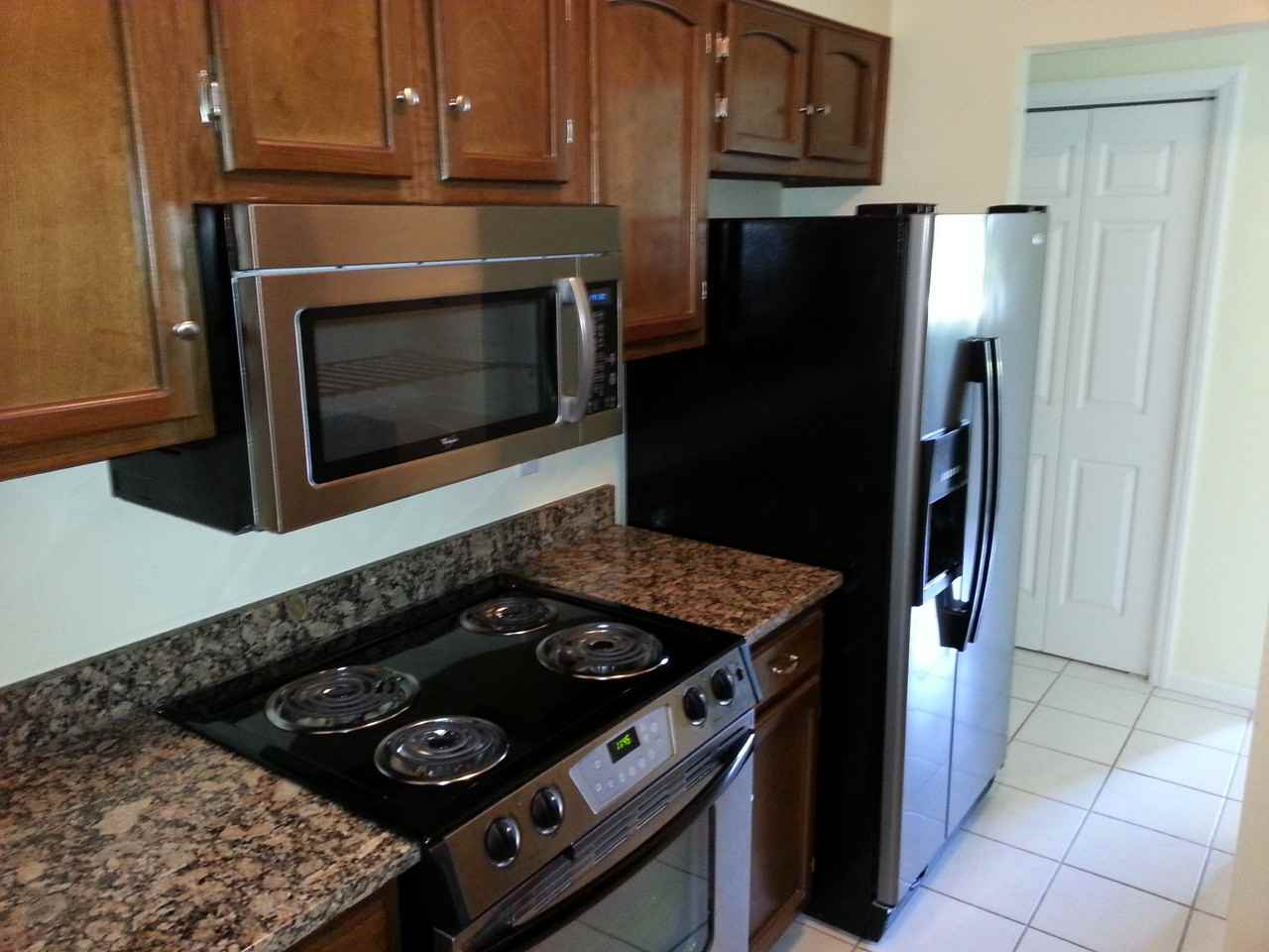 4916 Tower Rd #E - Photo 3 of 11
