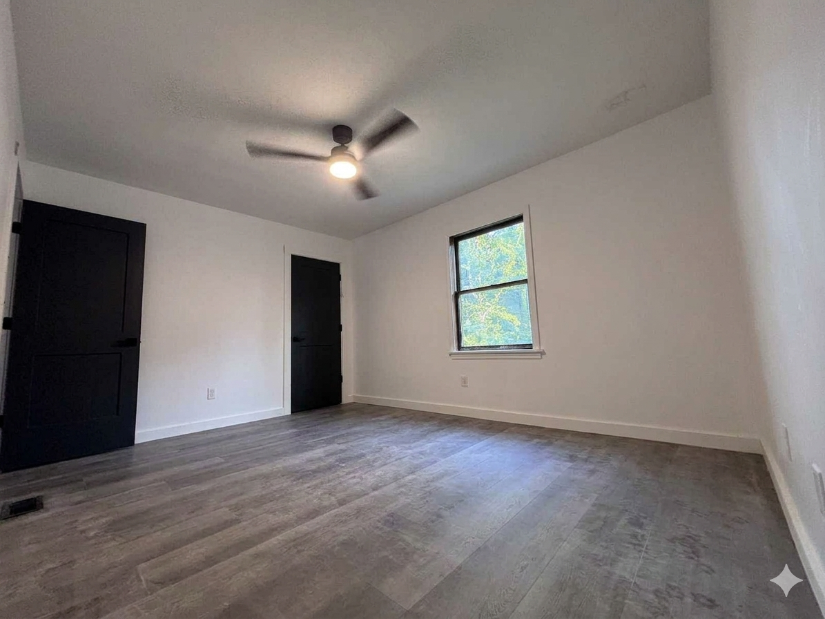 404 3rd Street Pl Sw #404 - Photo 5 of 10