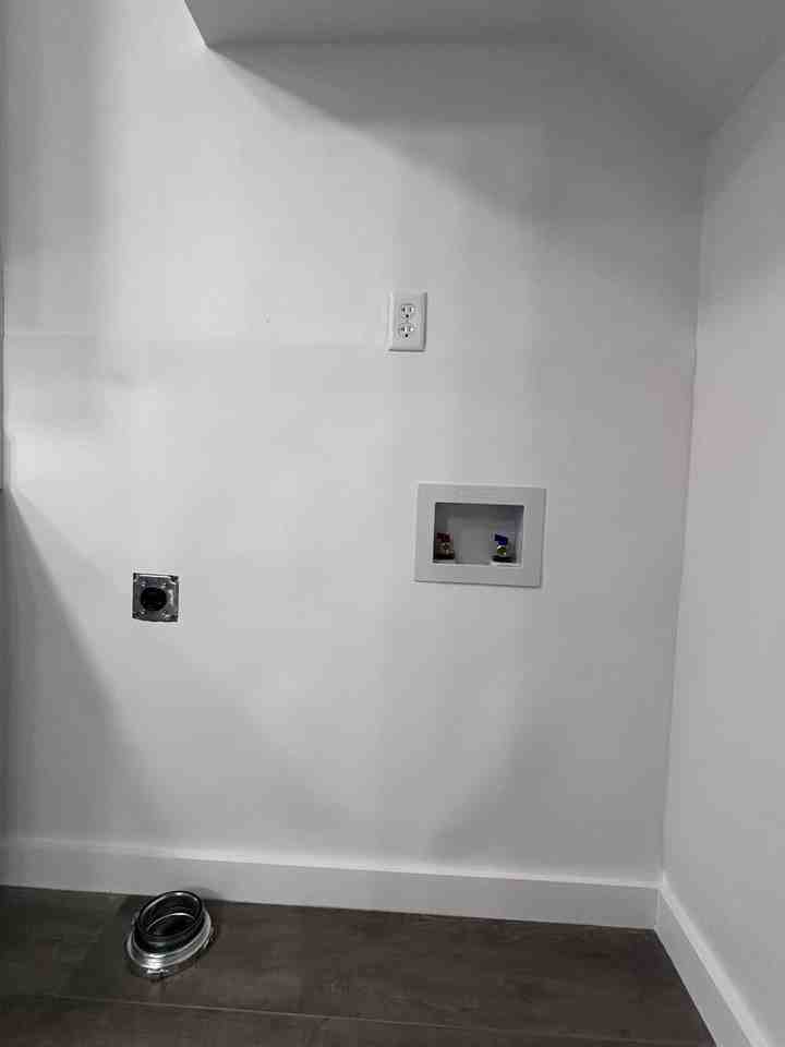 404 3rd Street Pl Sw #404 - Photo 7 of 10