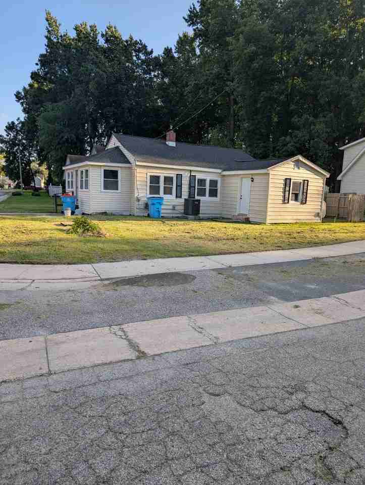 207 N Memorial Dr #NA - Photo 2 of 5