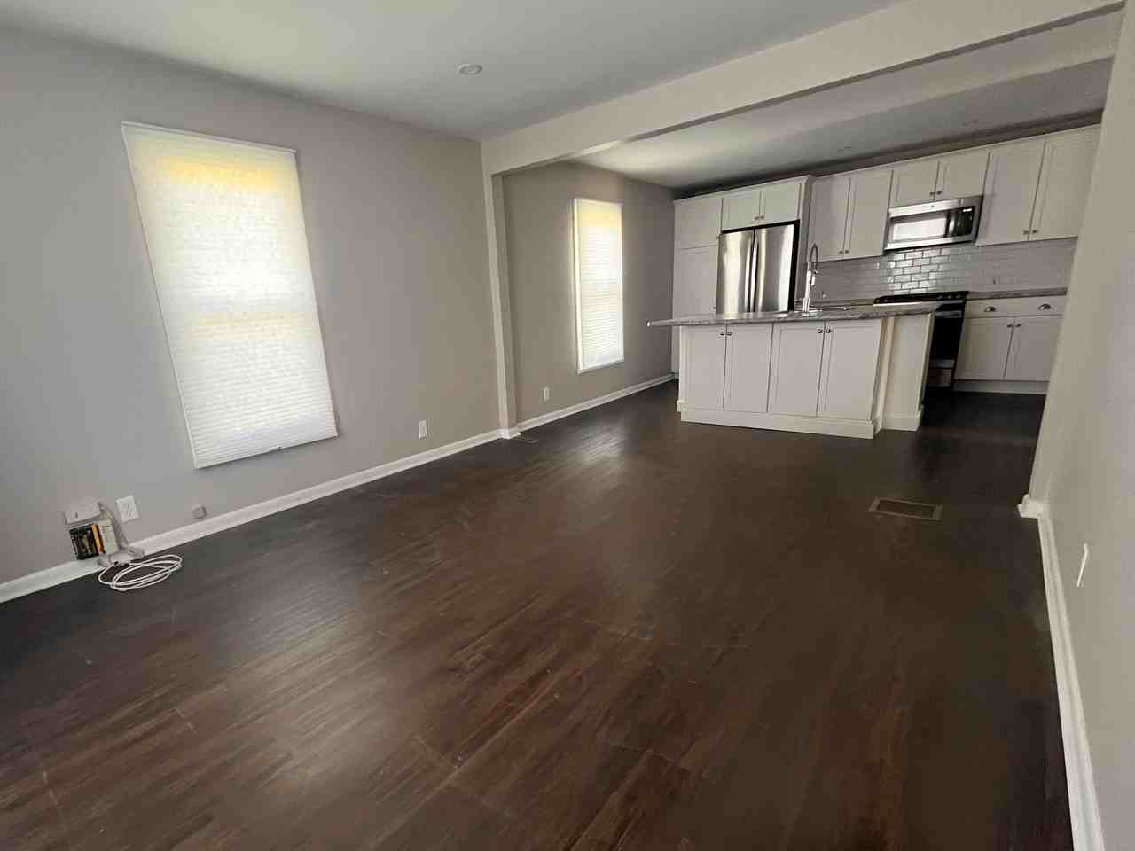 264 Kenwood Ave #NA