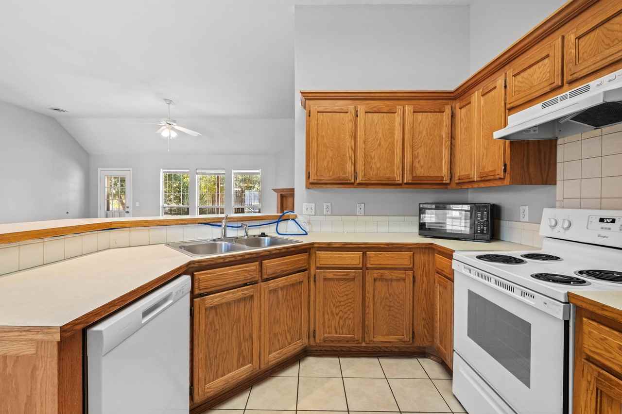 1314 E Rachel Ln #NA - Photo 7 of 20