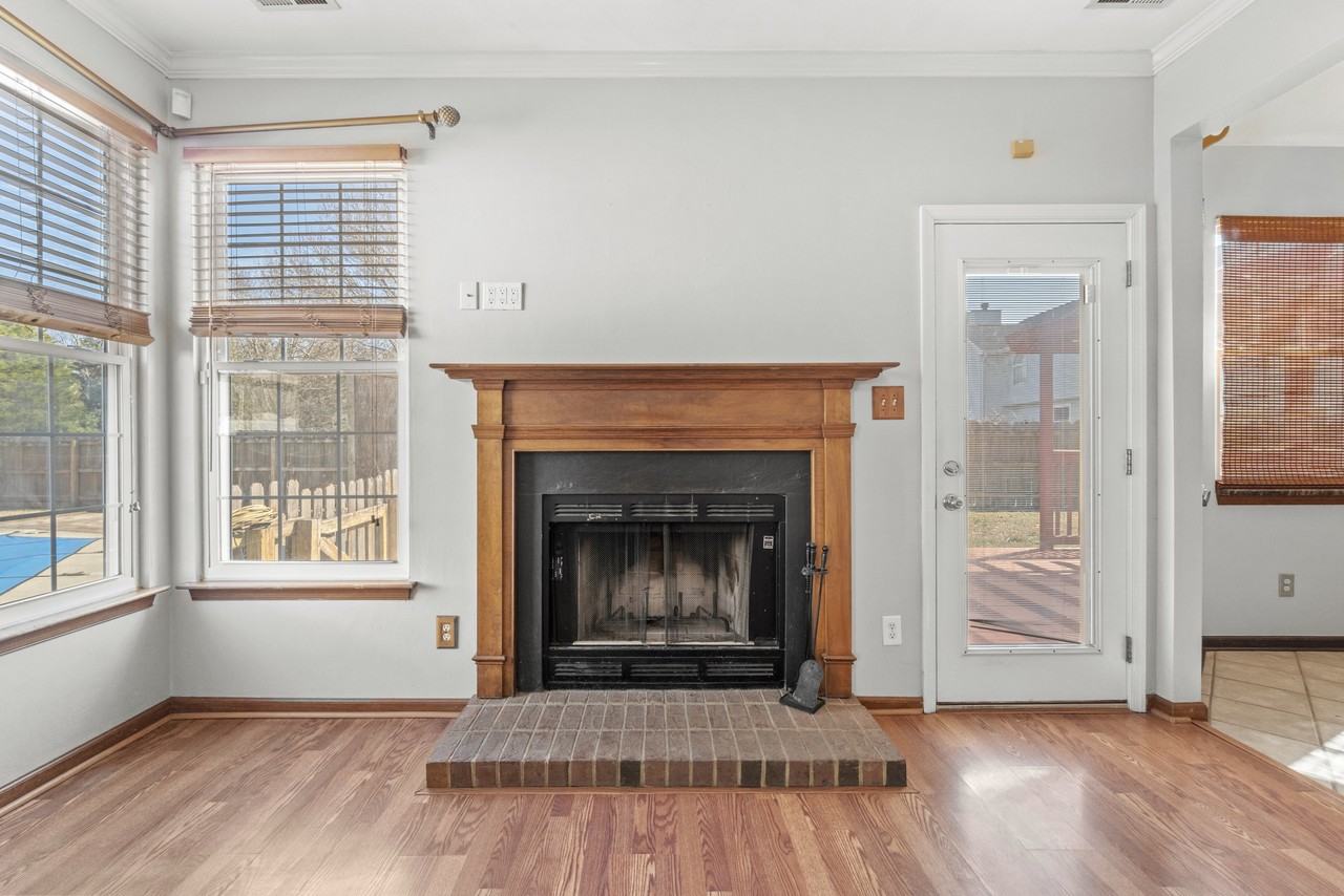 305 Hidden Falls Ct #NA - Photo 7 of 50